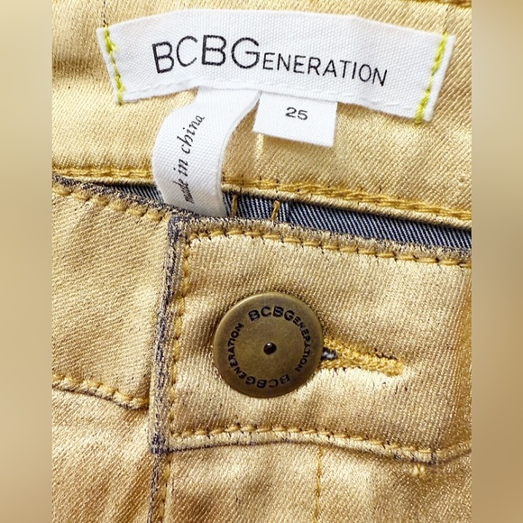 BCBGGeneration Gold Metallic Mini Skirt Size 25 Shiny Faux Leather Denim Style - Picture 3 of 8